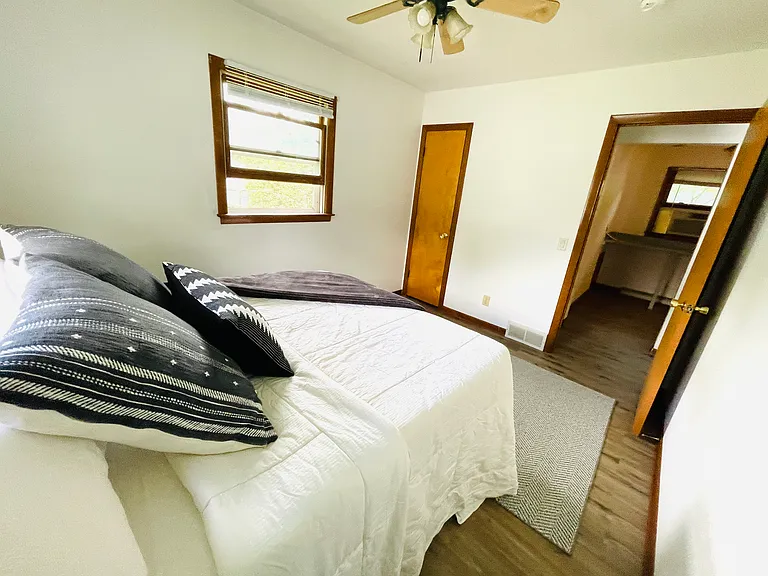 3005 Hermina St #2 — Photo 9