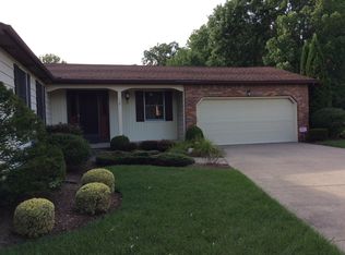138 Continental Dr, Lockport, NY