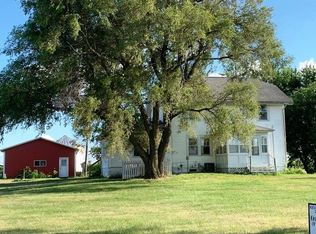 773 Sterling Rd, Dixon, IL 61021