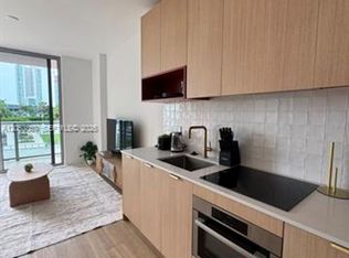 90 NE 32nd St #CU-811, Miami, FL 33137