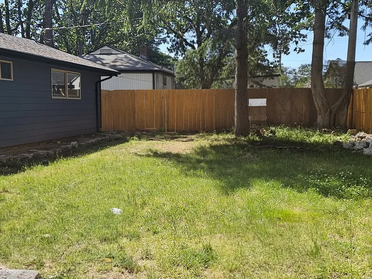 8615 John Dower Rd SW — Photo 6
