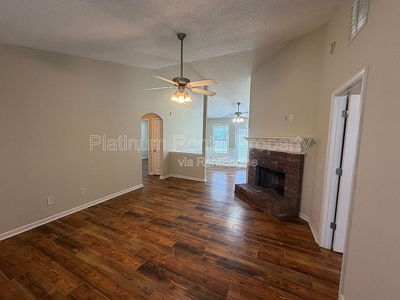 5th image of 105 Platte St