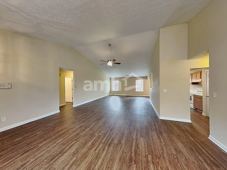 186 Dean Way — Photo 5