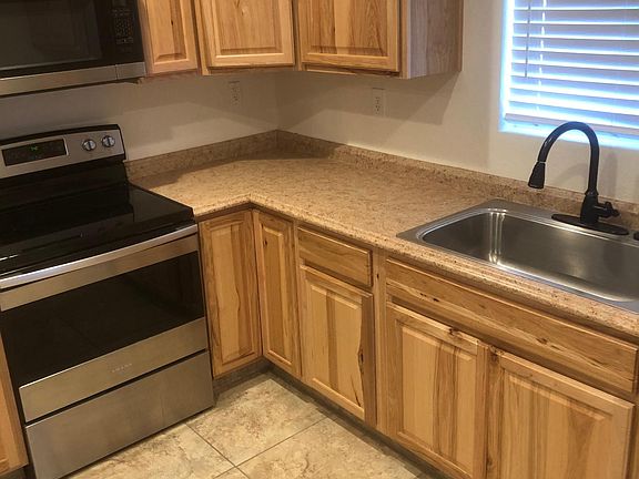 3rd image of 661 Rolling Hills Dr #1