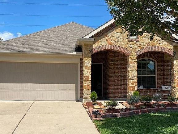 5th image of 11038 Heartland Grove Dr