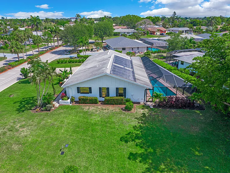 27 Pebble Beach Blvd — Photo 7
