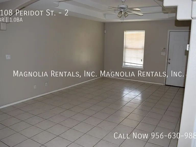 2108 Peridot St #2 — Photo 4