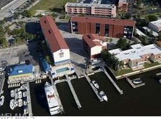 750 River Point DR, NAPLES, FL 34102