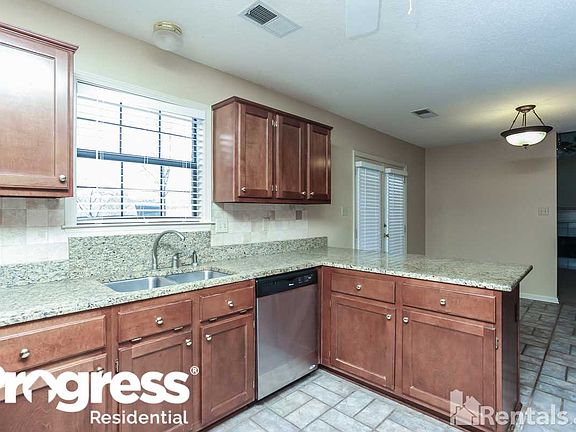 5th image of 7178 La Casa Dr