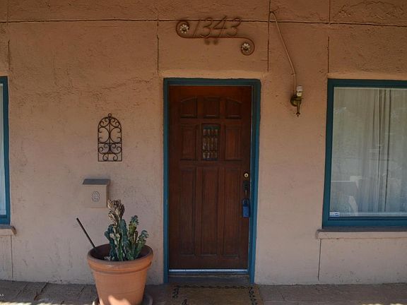 4th image of 1343 E Spring St