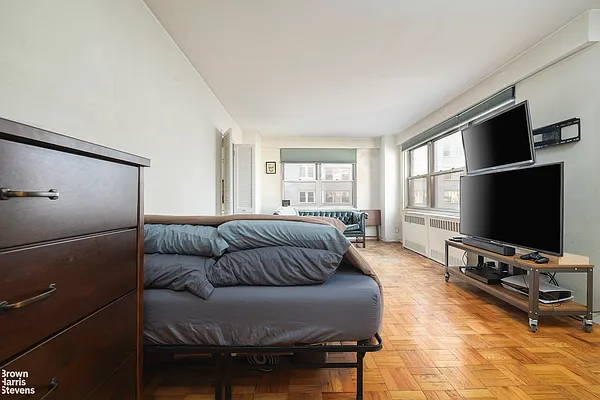 Rented by Brown Harris Stevens | media 5