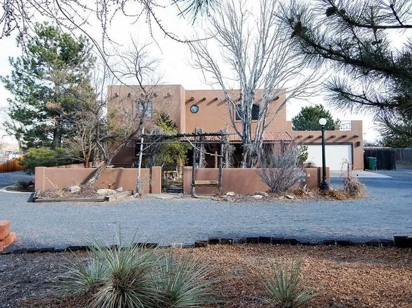 1364 29th Ln, Pueblo, CO 81006