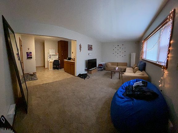2nd image of 1109 13th Ave N #2