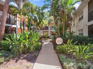 220 6th Ave N APT 8, St Petersburg, FL 33701