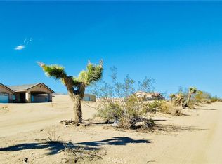 15637 Shirwaun Rd, Apple Valley, CA 92307