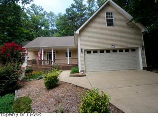 4015 Deer Track Trl, Sanford, NC 27332