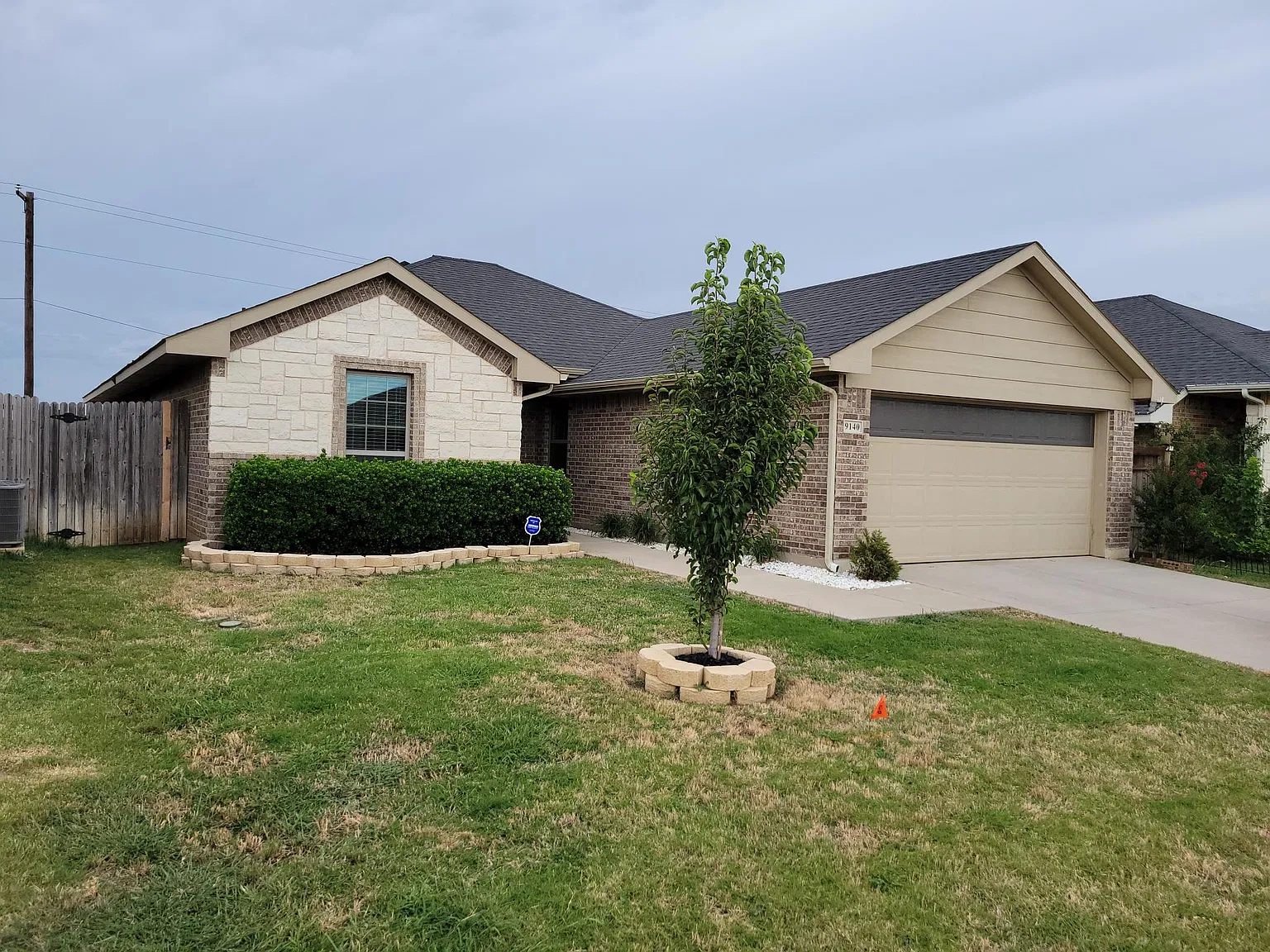 4 bed, 1679 sqft, $3,500 — Photo 2