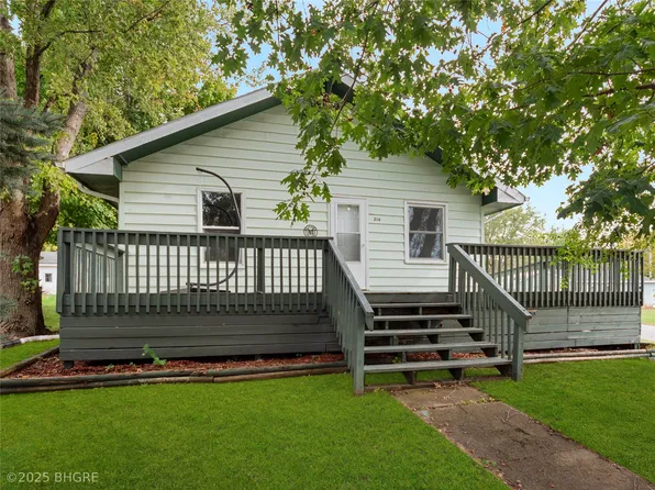 216 SW 2nd St, Melcher, IA 50163