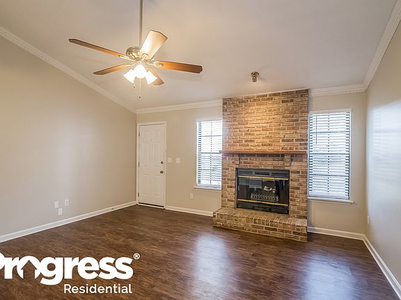 2nd image of 1847 Creek Bank Dr