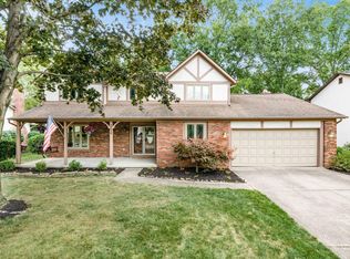 1175 Chatham Ridge Rd, Westerville, OH 43081