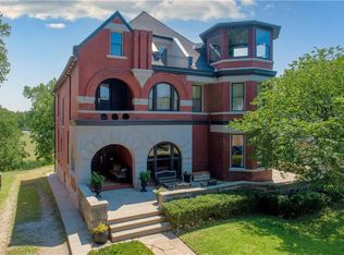 1833 Pendleton Ave, Kansas City, MO 64124