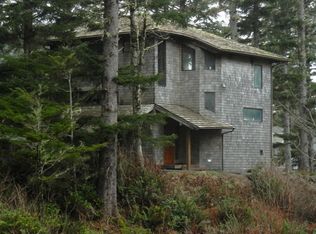 410 SW Forest Park, Depoe Bay, OR 97341