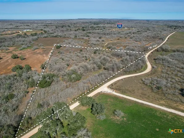 7 County Road 230 N, Harwood, TX 78632