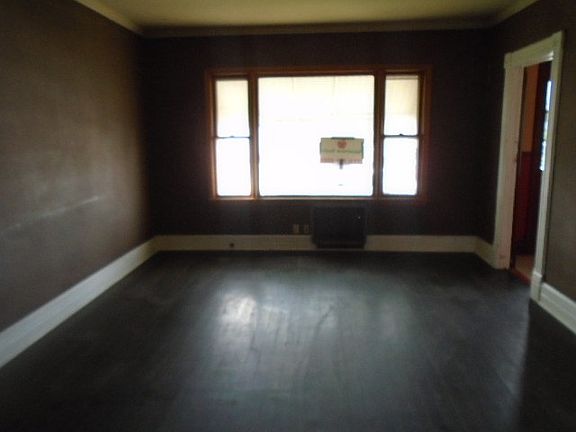 2nd image of 2252 135th Pl