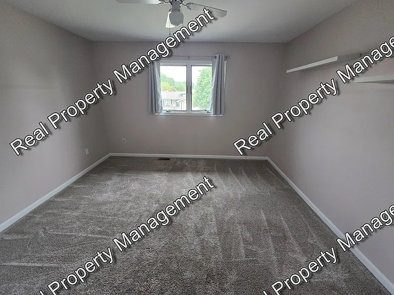 9149 Waymond Ave — Photo 6