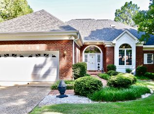 105 Briarwood Cir, Pinehurst, NC 28374