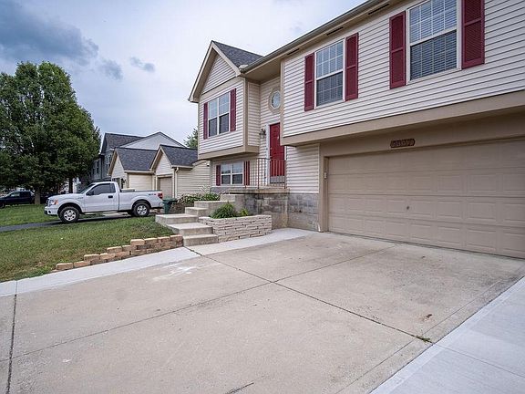 3rd image of 2347 Breeze Hill Dr