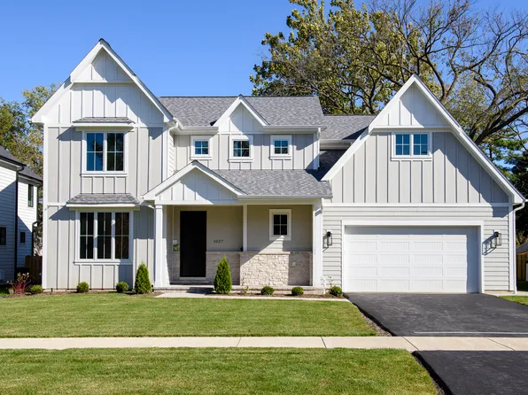 1027 Prairie Lawn Rd, Glenview, IL 60025