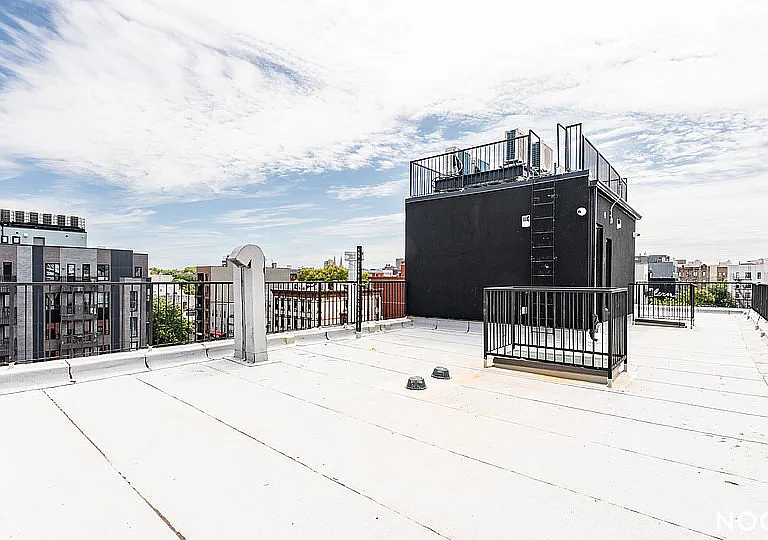 489 Grand St #2C — Photo 27