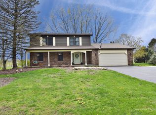 17N589 Mary Ln, Gilberts, IL 60136