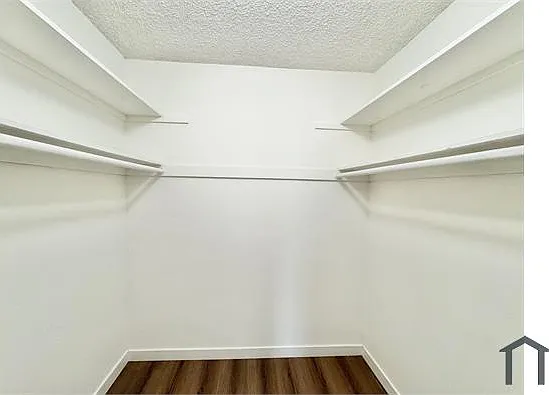 305 E Plymouth St #4 — Photo 5