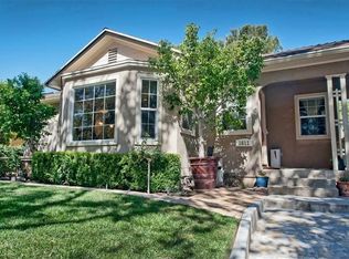 1611 W Riverside Dr, Burbank, CA 91506