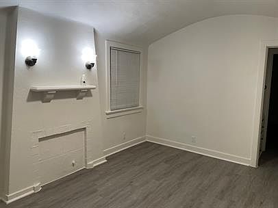 4th image of 1030 N Raymond Ave APT 5
