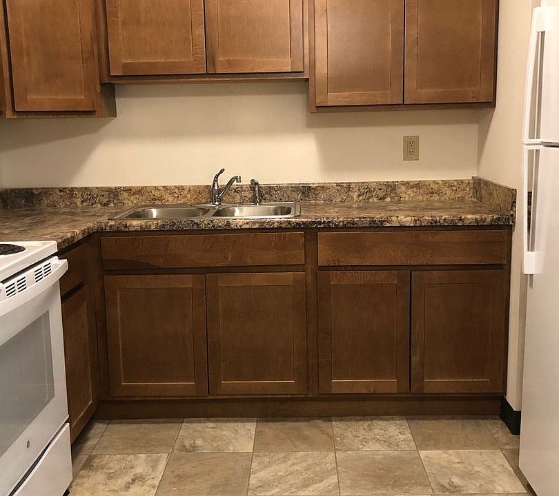 2nd image of 1640 W Weiland Ln #6