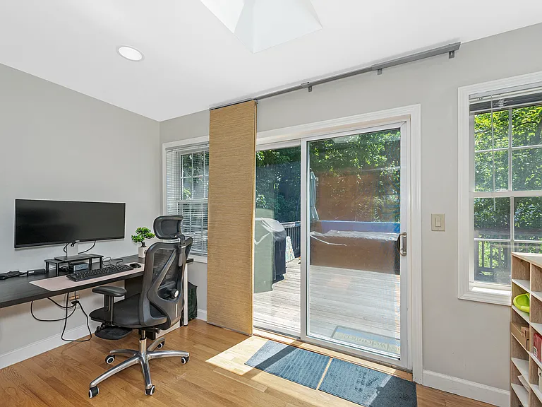 122 Massachusetts Ave #122 — Photo 7