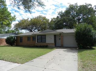 113 SW Murphy Rd, Burleson, TX 76028