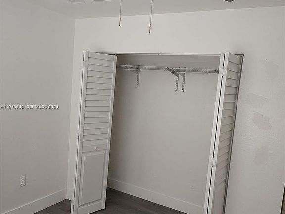 5th image of 165 SW 5th Ct #1