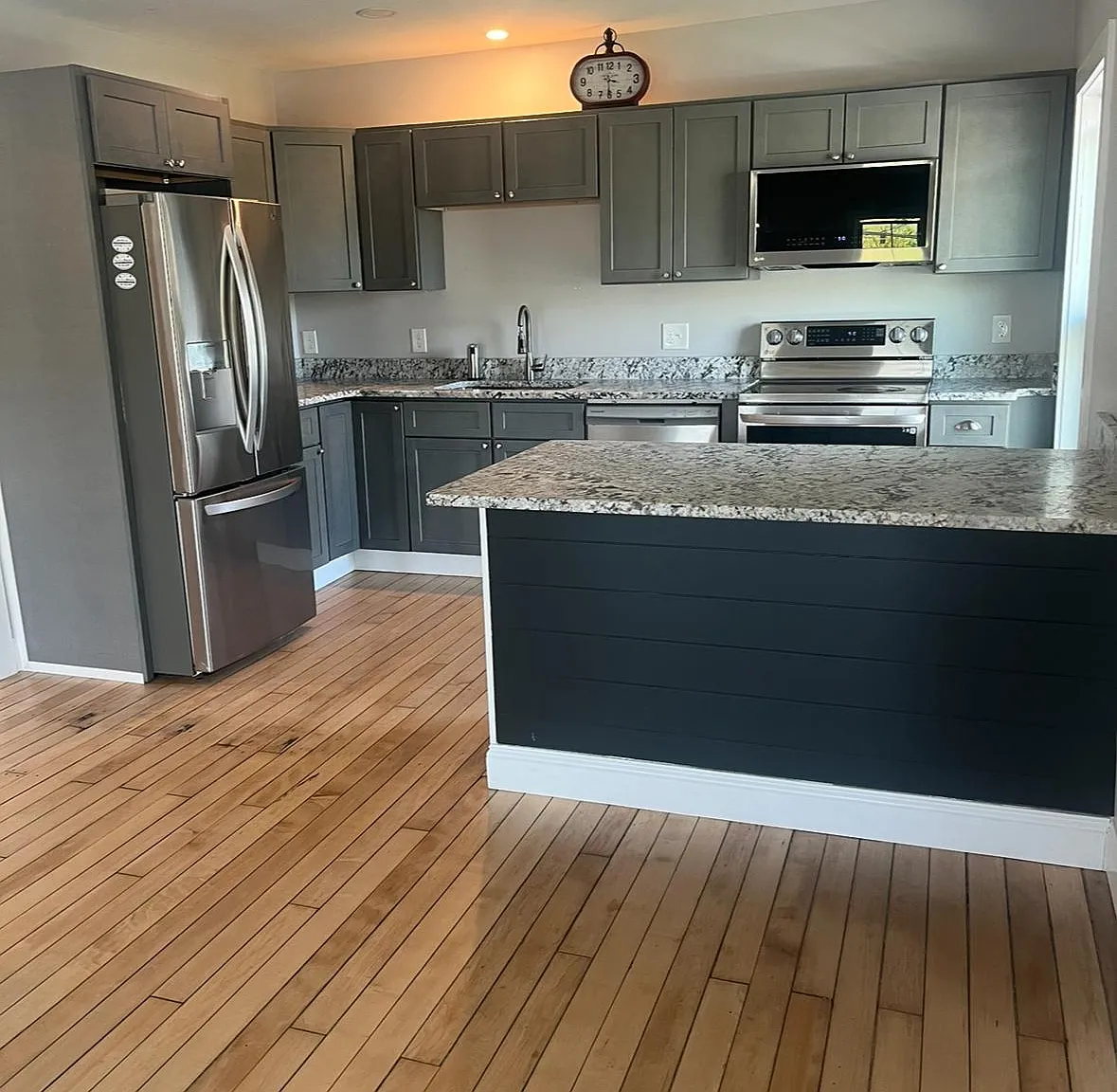 1 bed, $2,100 — Photo 1