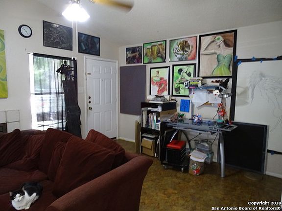 3rd image of 4006 Sunrise Bluff Dr