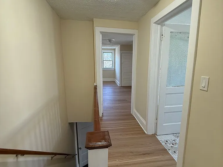 1442 W State St — Photo 26