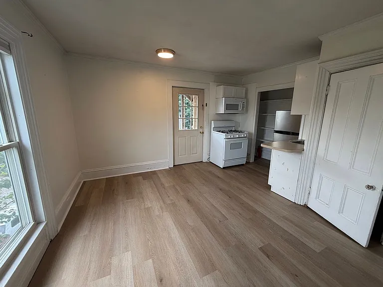 74 S State St #4 — Photo 2