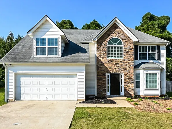 840 Betsy Ross Trl, Hampton, GA 30228