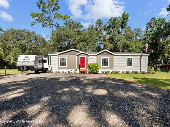 3283 Neff Lake Rd, Brooksville, FL 34602