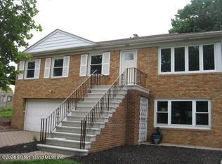540 Steuben St, Staten Island, NY 10305