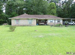 15602 Peairs Rd, Pride, LA 70770