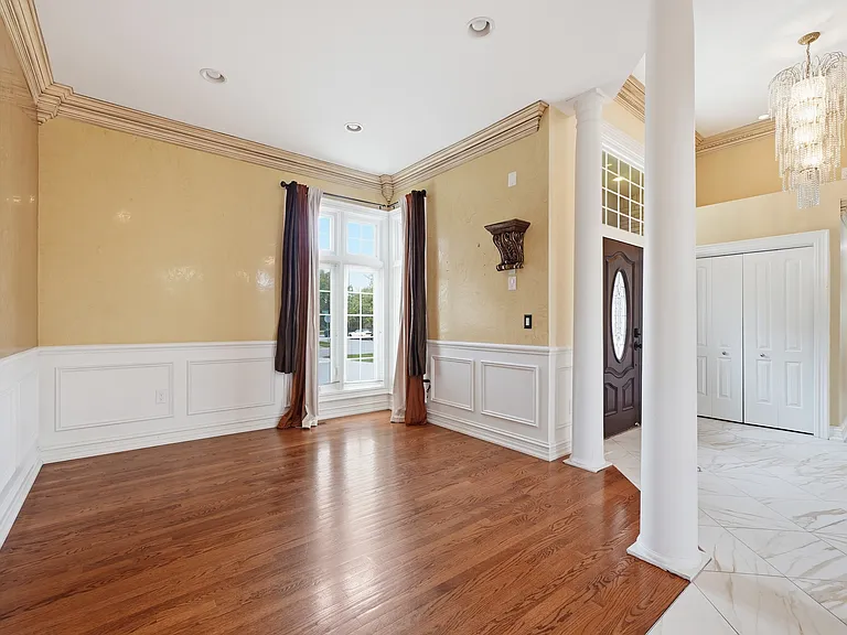 13697 Silent Woods Dr — Photo 6